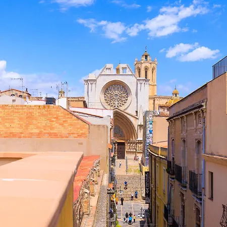 Iconic Old Town - Unik Vacation