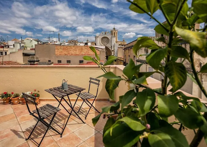 Iconic Old Town - Unik Vacation Tarragona